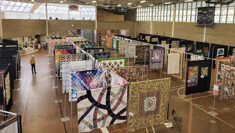 quilt show in Amherst