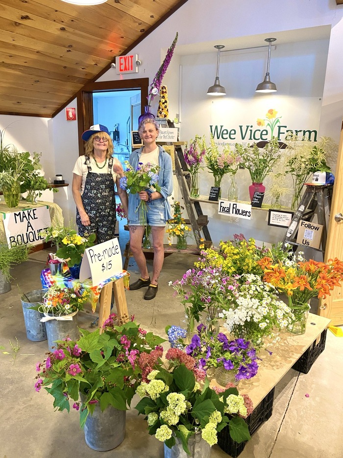 Earth Day flower workshop in Pelham