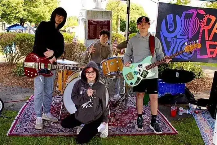 Ultraviolet teen concert