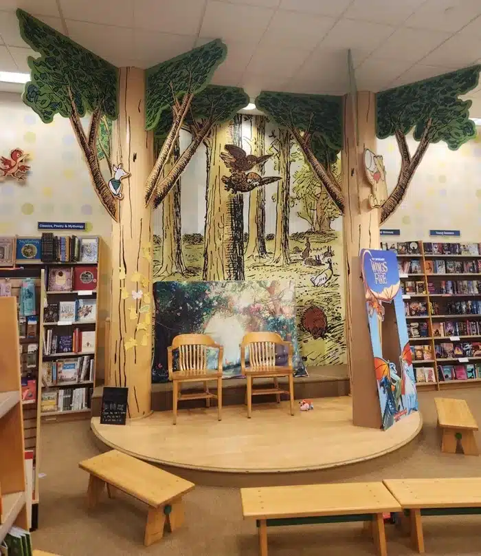 storytime and craft in Hadley