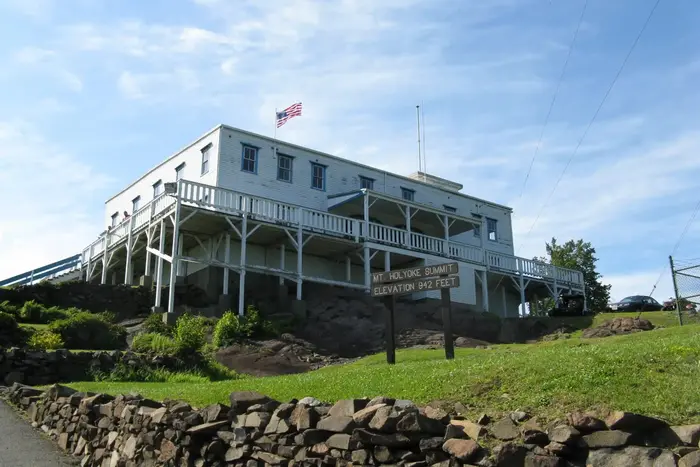 Summit House tours Mount Holyoke